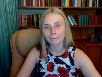 alexia_dolly